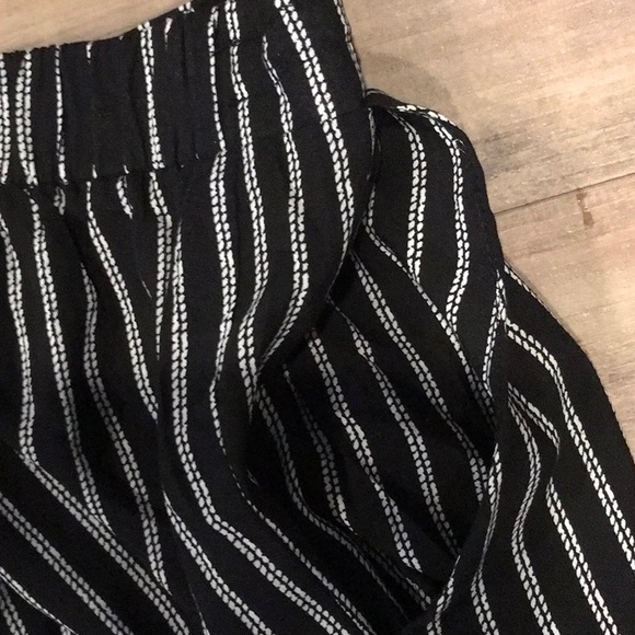 Sexy or Casual Slit Leg Joggers NWT - Picture 7 of 7